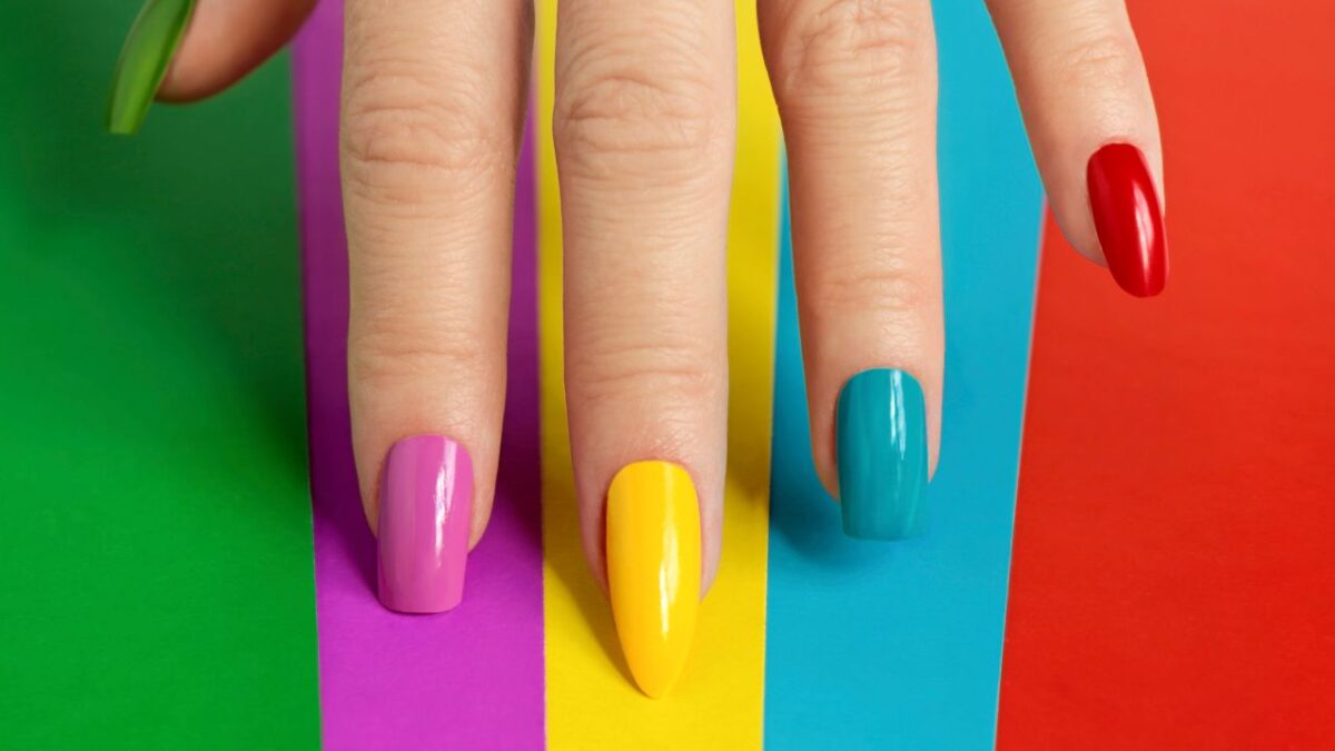 Guida Completa ai Consigli di Nail Art: Trasforma le Tue Unghie in Opere d'Arte